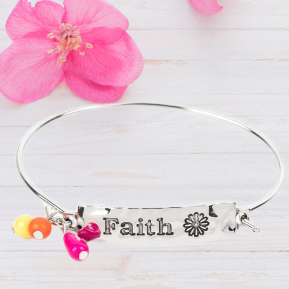 NEW Paparazzi Flirting With Faith Bracelet - Pink